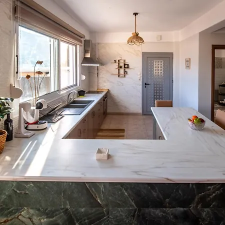 Popi's House In Town شقة *