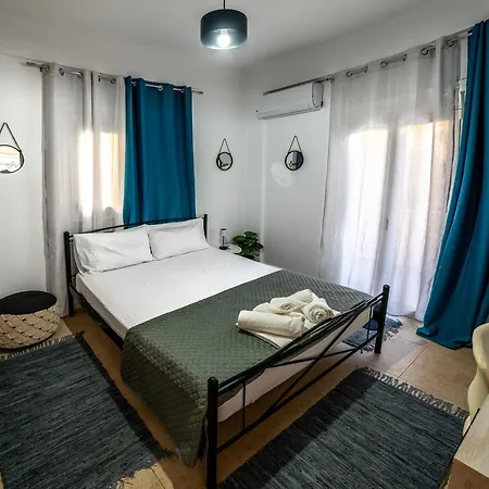 Popi's House In Town Apartment *