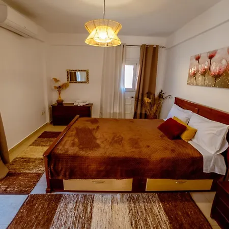 Popi's House In Town Kilimli